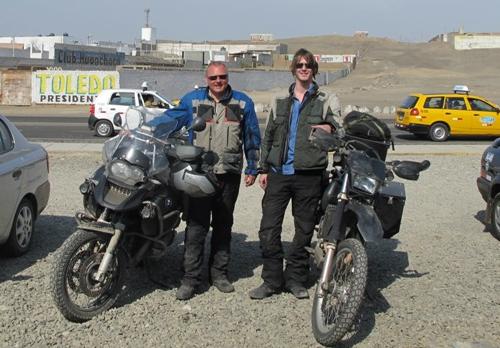 Frank and Big Al with bikes in Haunchaco.