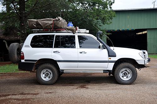 Toyota landcruiser 105 for sale in sa-5.jpg