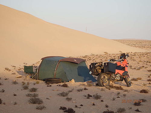 Africa.......and not planned too well!-desert-campsite-2.jpg