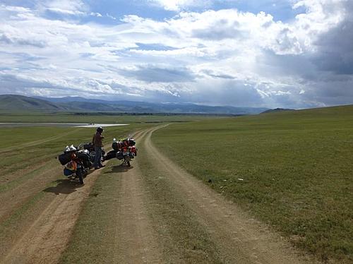 Motorcycle trip around central Mongolia - 1200km offroad on rented 150cc Chinese bike-30.jpg