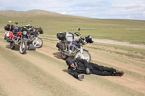 Motorcycle trip around central Mongolia - 1200km offroad on rented 150cc Chinese bike-33.jpg