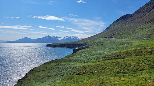 Travels around the Arctic Circle II: Iceland-yw447myh_h.jpg