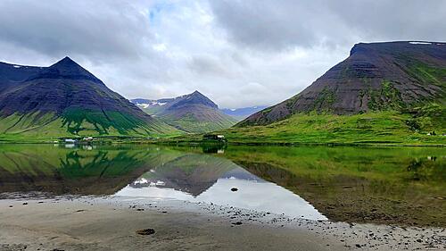 Travels around the Arctic Circle II: Iceland-tnt10mh5_h.jpg