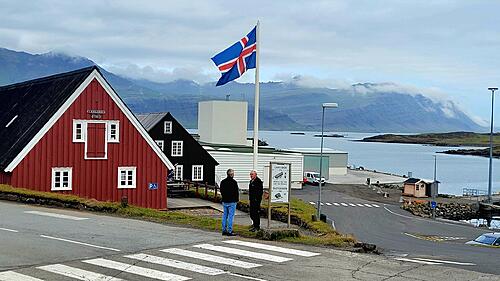 Travels around the Arctic Circle II: Iceland-q8sjvt1z_h.jpg