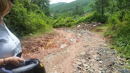 Northern Vietnam with dirt bike-vnroad.jpg