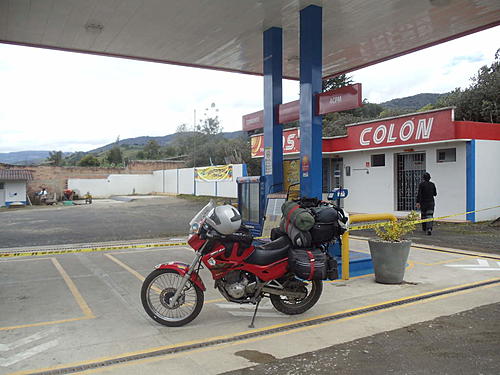 Buying motorbike with foreign plates in Zona Franca in Chile-dsc02574.jpg