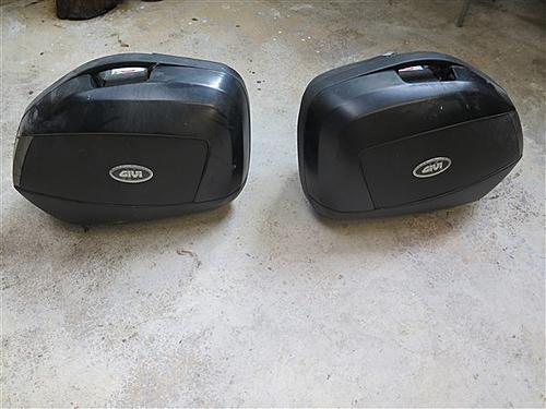 Thailand - GIVI MONOKEY SIDE CASES, INNER BAGS & VERSYS SW-MOTECH MOUNTS For Sale-givi-2-600-x-450